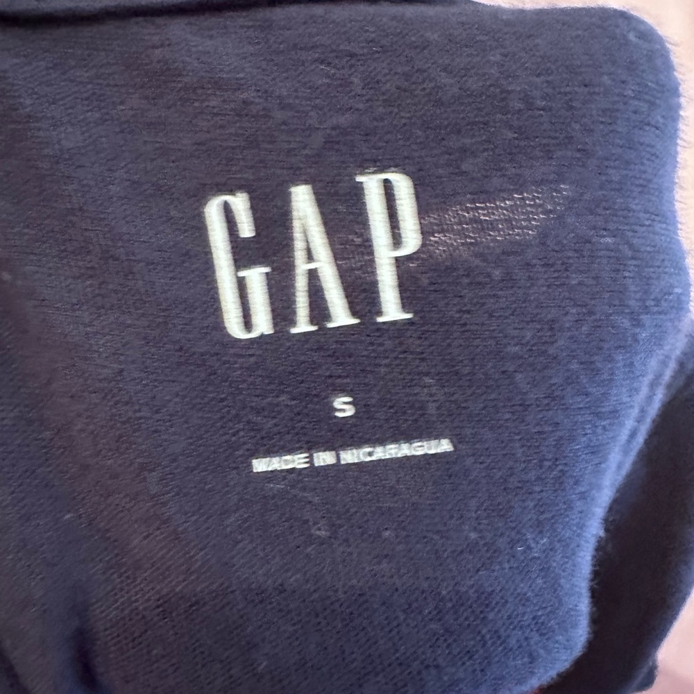 Gap Grateful Dead tshirt. Never worn. Small.